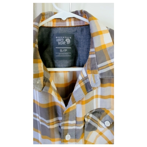 Mountain Hardware Men's Short Sleeve Button Shirt - Picture 3 of 6